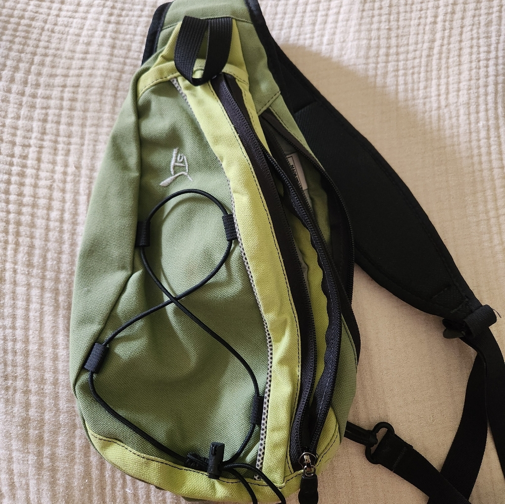 Overland Equipment Sling Bag Green